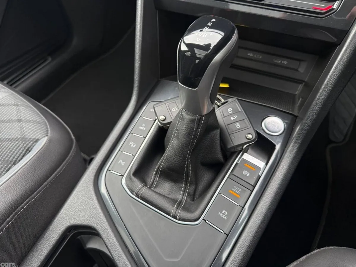 Volkswagen Tiguan SUV, Petrol Plug-in Hybrid, 2024, Silver