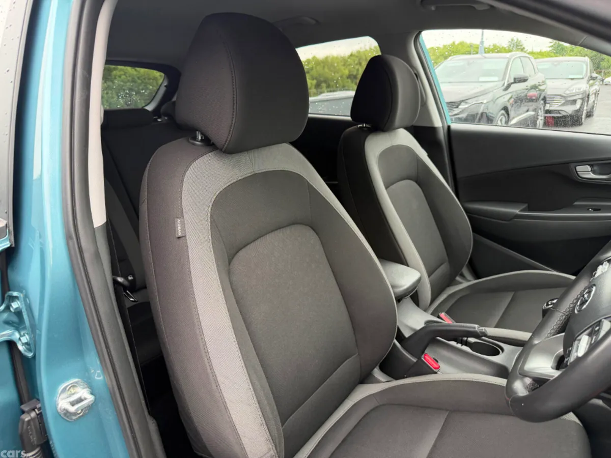 Hyundai KONA MPV, Diesel, 2020, Blue
