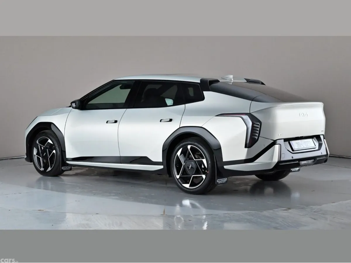 Kia EV4 Saloon, Electric, 2026, Silver