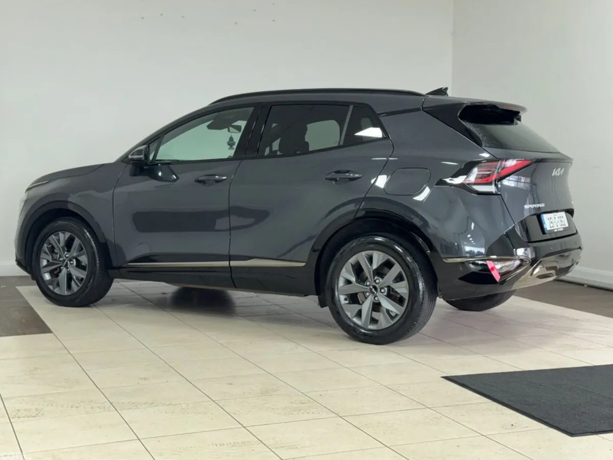 Kia Sportage MPV, Petrol Hybrid, 2025, Grey