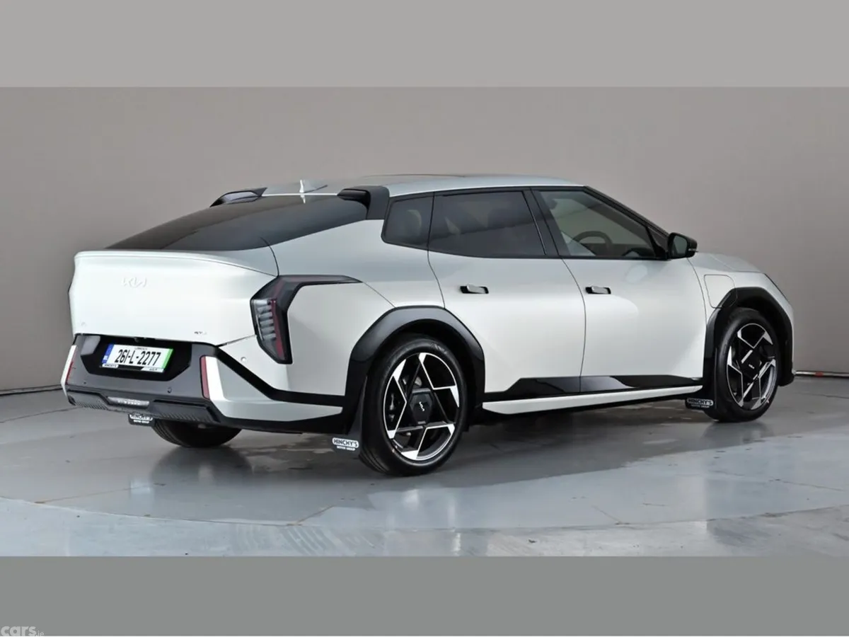 Kia EV4 Saloon, Electric, 2026, Silver