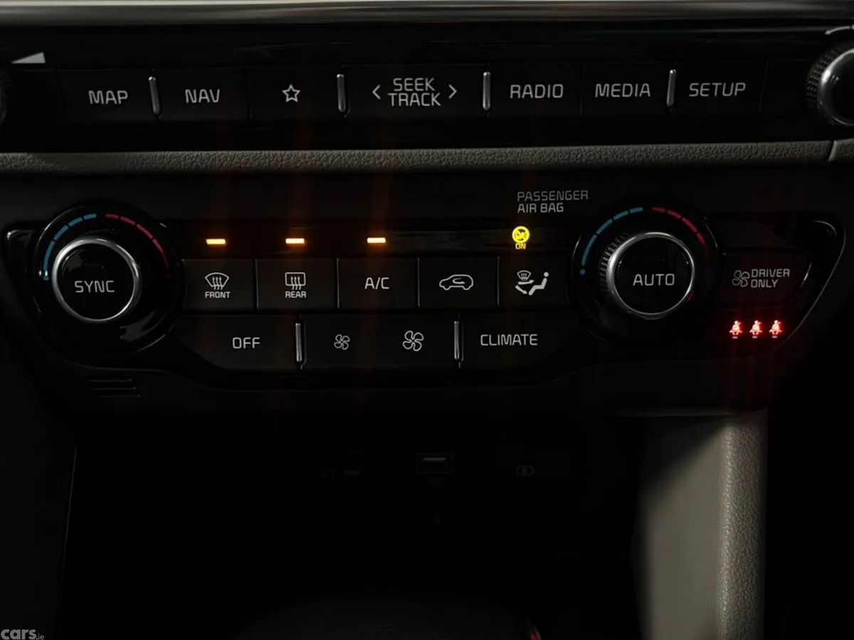 Kia Niro Estate, Petrol Plug-in Hybrid, 2021, Grey