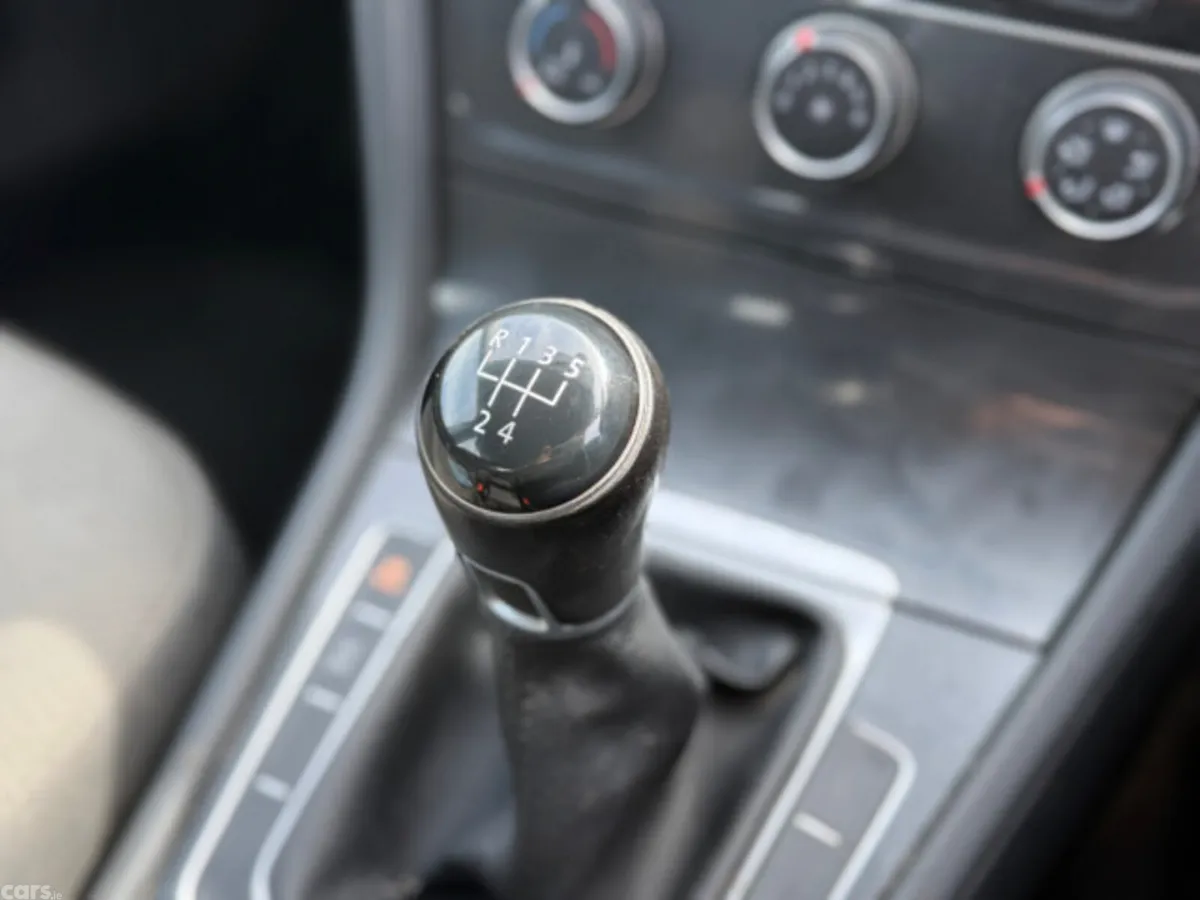Volkswagen Golf Hatchback, Diesel, 2018, Silver