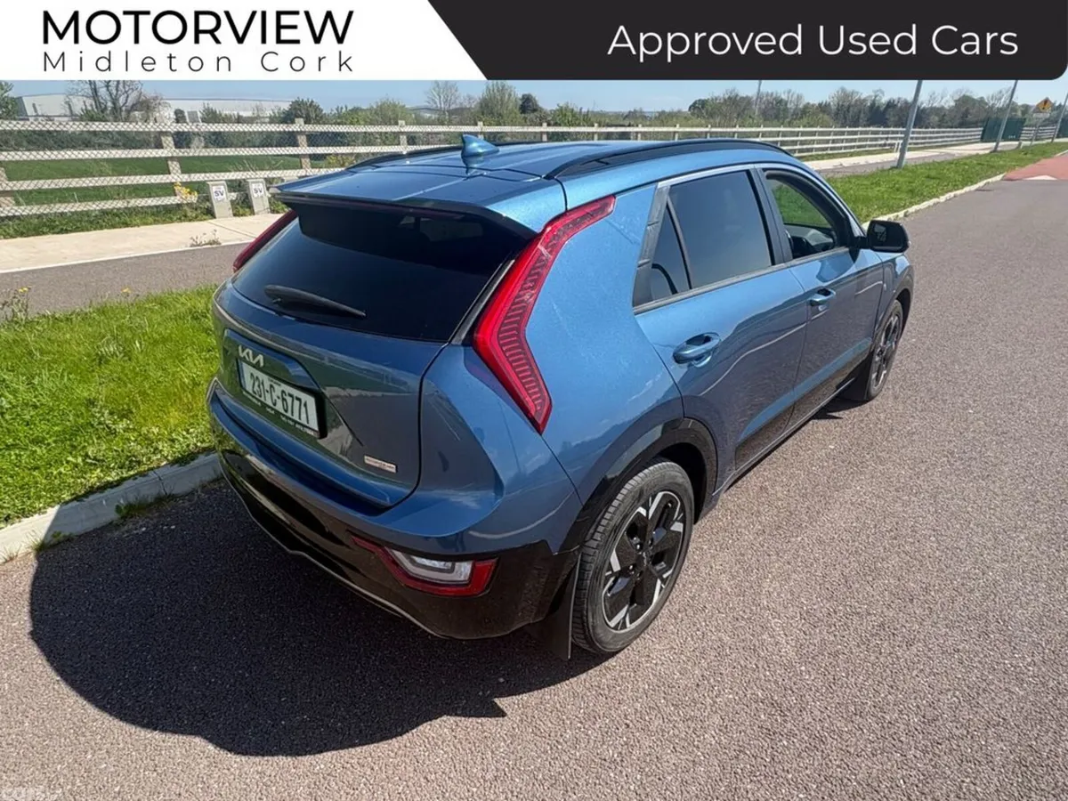 Kia e-Niro Hatchback, Electric, 2023, Blue