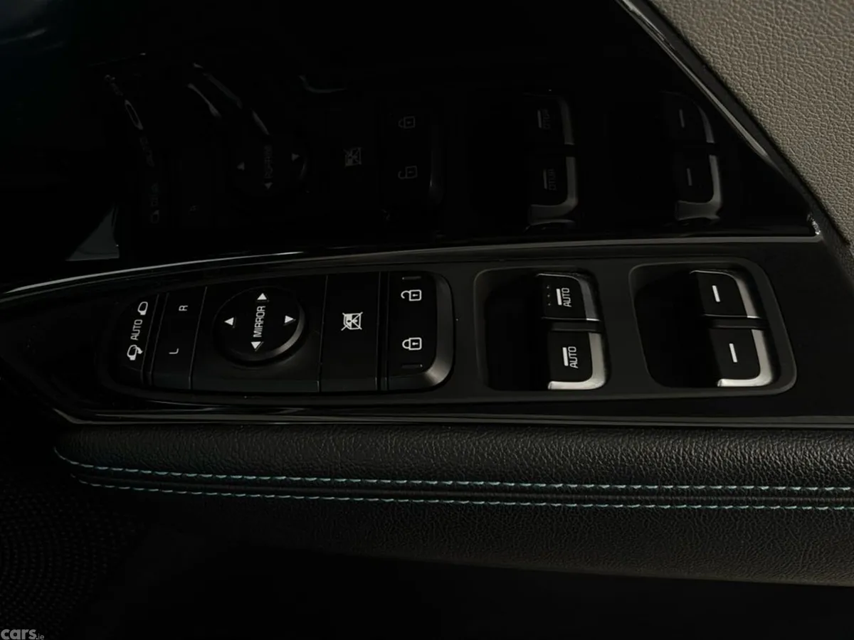 Kia Niro Estate, Petrol Plug-in Hybrid, 2021, Grey