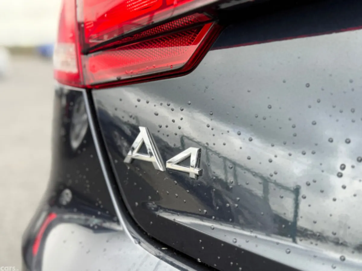 Audi A4 Saloon, Diesel, 2018, Blue