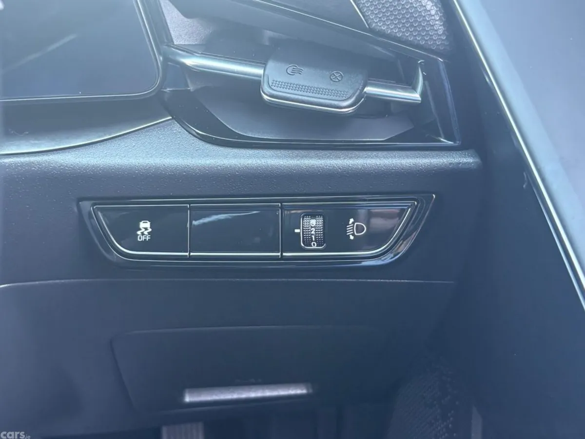 Kia e-Niro Hatchback, Electric, 2023, Blue