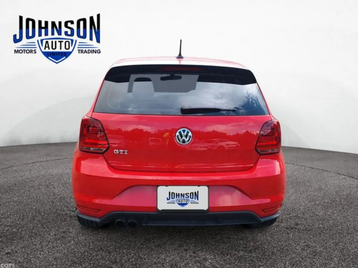 Volkswagen Polo Hatchback, Petrol, 2015, Red