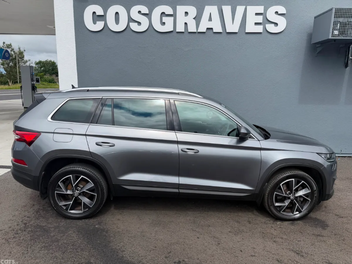 Skoda Kodiaq MPV, Diesel, 2022, Grey
