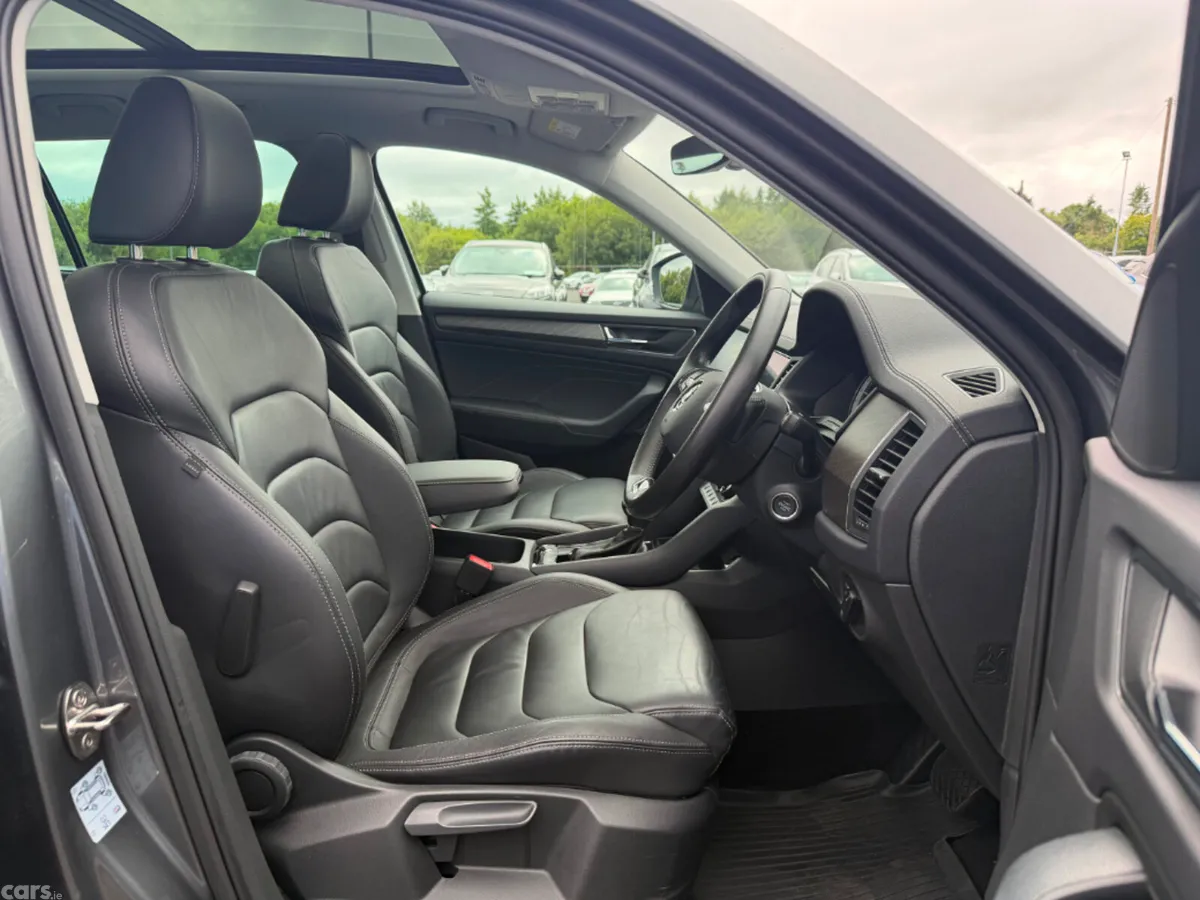 Skoda Kodiaq MPV, Diesel, 2022, Grey
