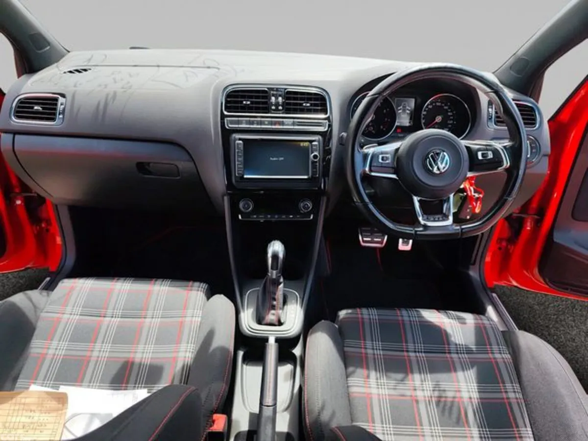 Volkswagen Polo Hatchback, Petrol, 2015, Red