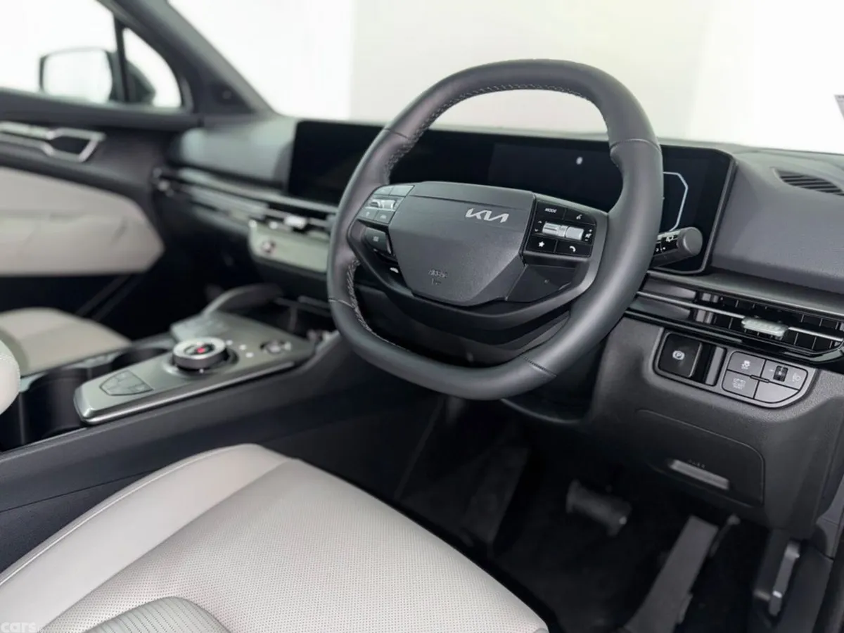 Kia Sportage SUV, Petrol Hybrid, 2027, Grey