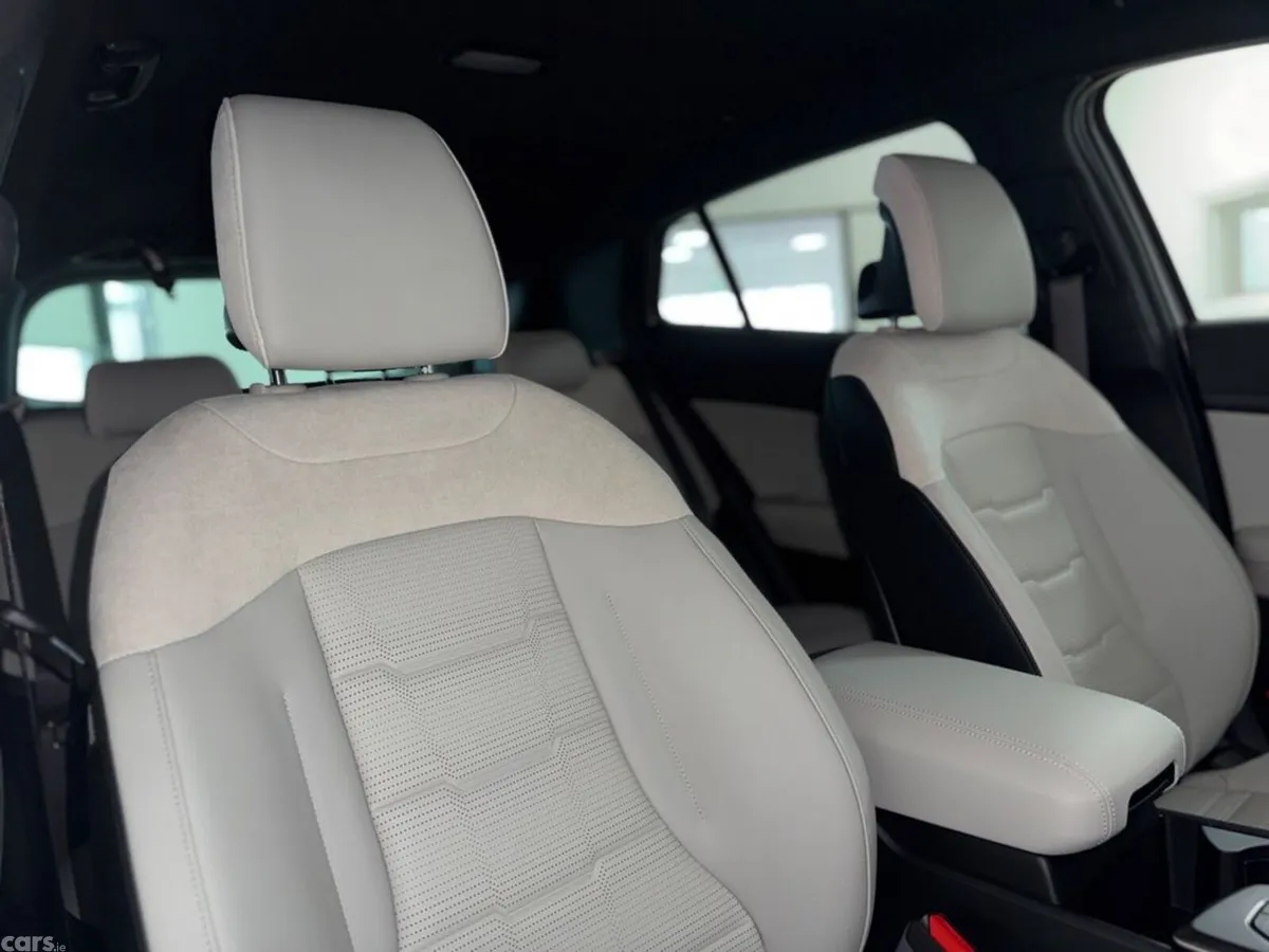 Kia Sportage SUV, Petrol Hybrid, 2027, Grey