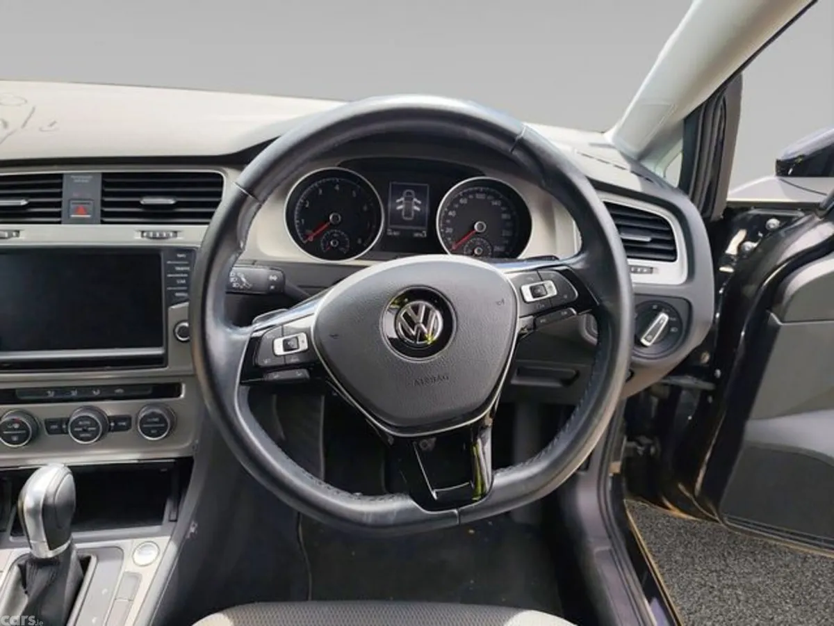 Volkswagen Golf Estate, Petrol, 2017, Black
