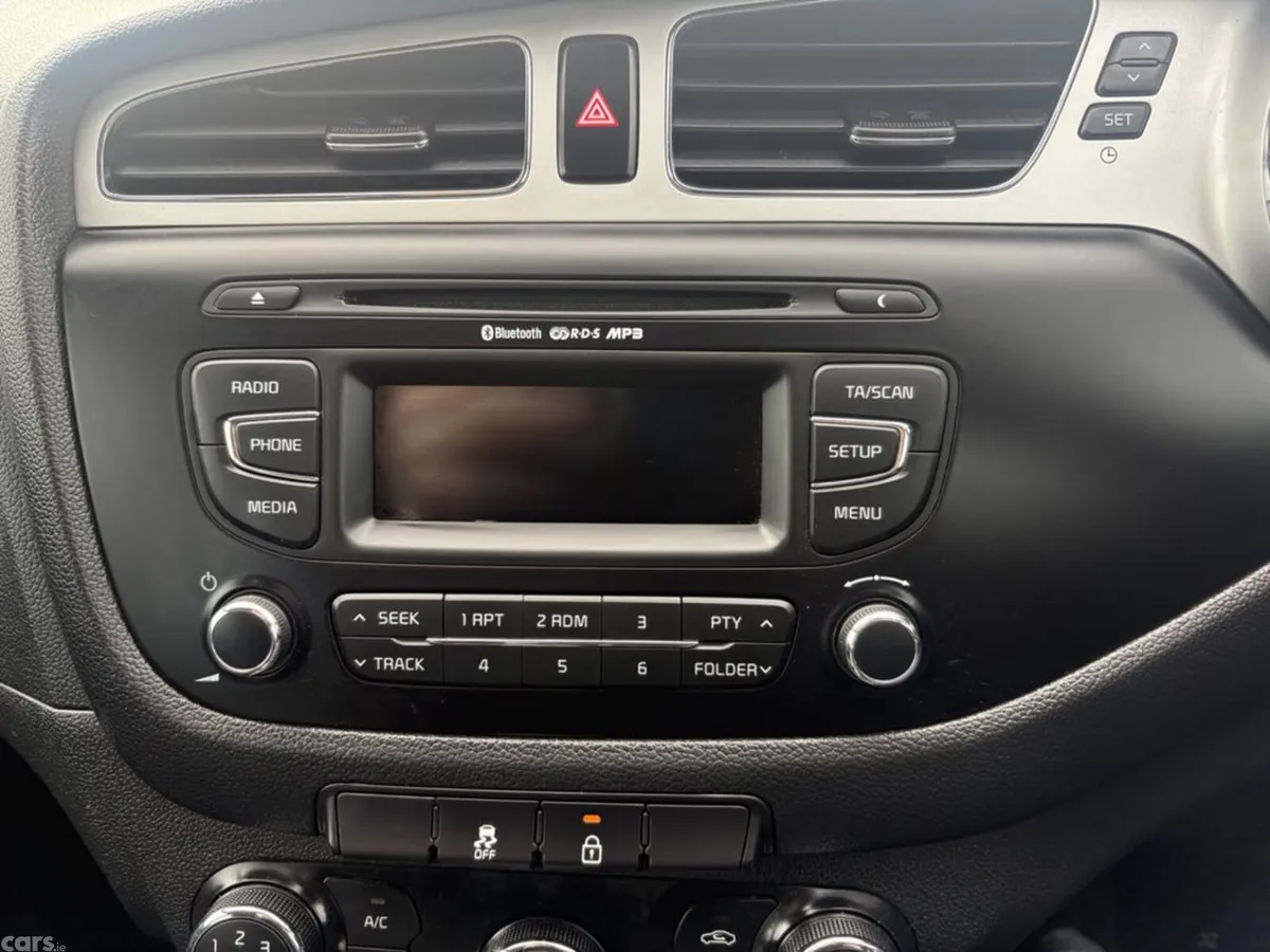 Kia Ceed Hatchback, Diesel, 2015, Black