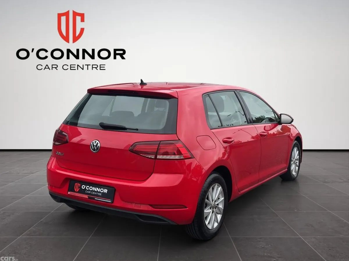 Volkswagen Golf Estate, Diesel, 2019, Red