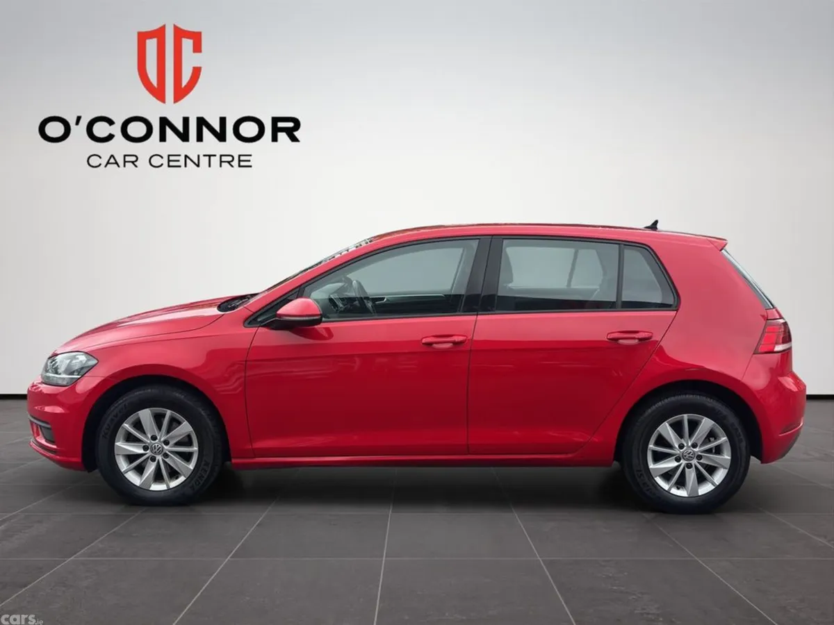 Volkswagen Golf Estate, Diesel, 2019, Red