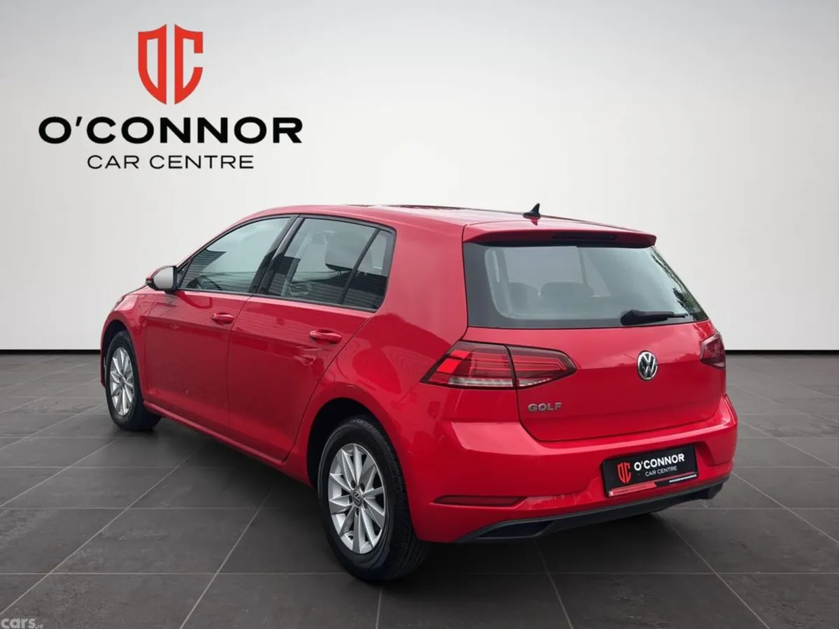Volkswagen Golf Estate, Diesel, 2019, Red