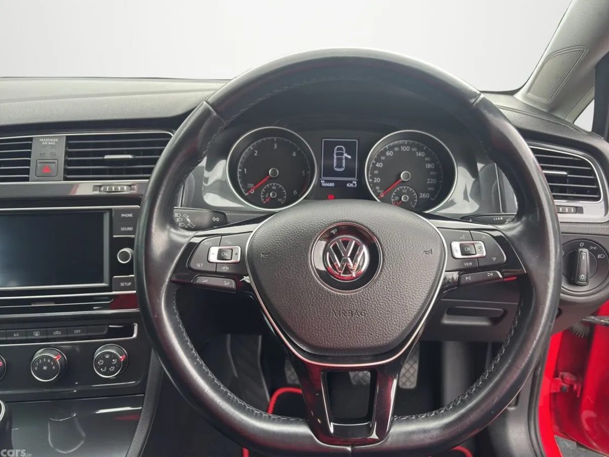Volkswagen Golf Estate, Diesel, 2019, Red