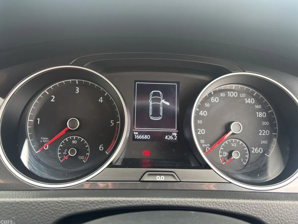Volkswagen Golf Estate, Diesel, 2019, Red