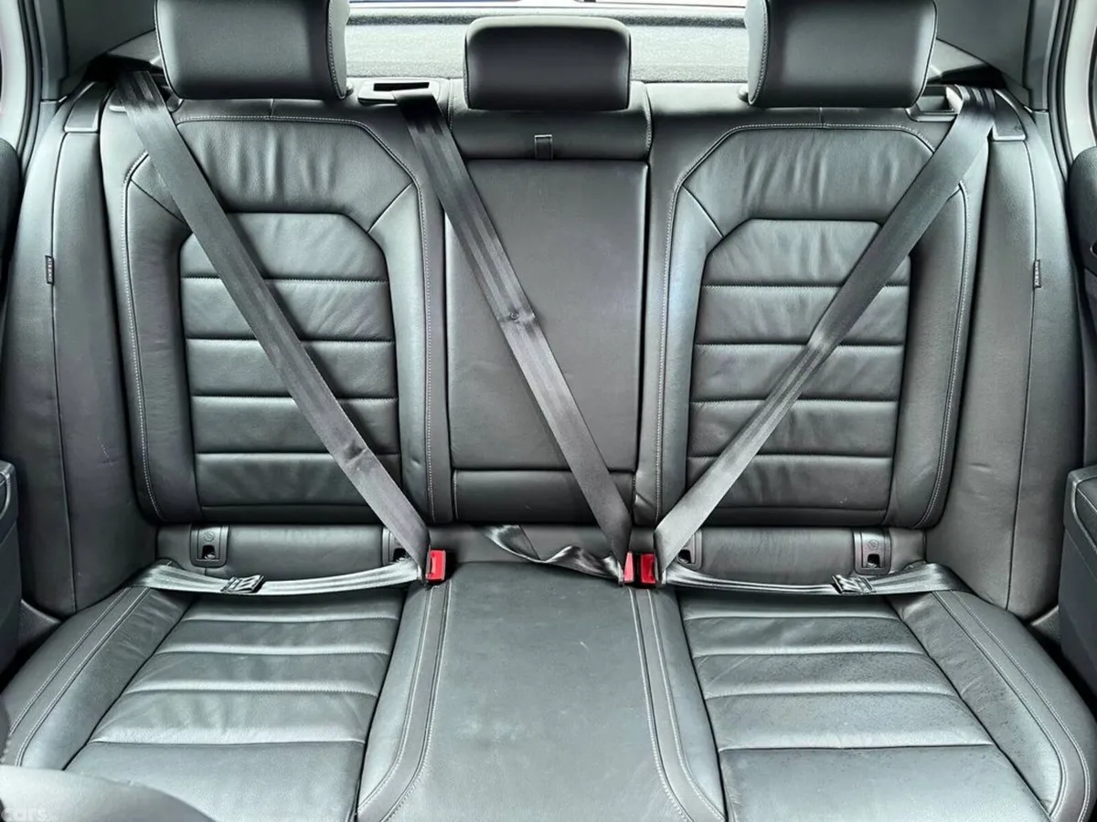 Volkswagen Golf Hatchback, Petrol, 2014, White