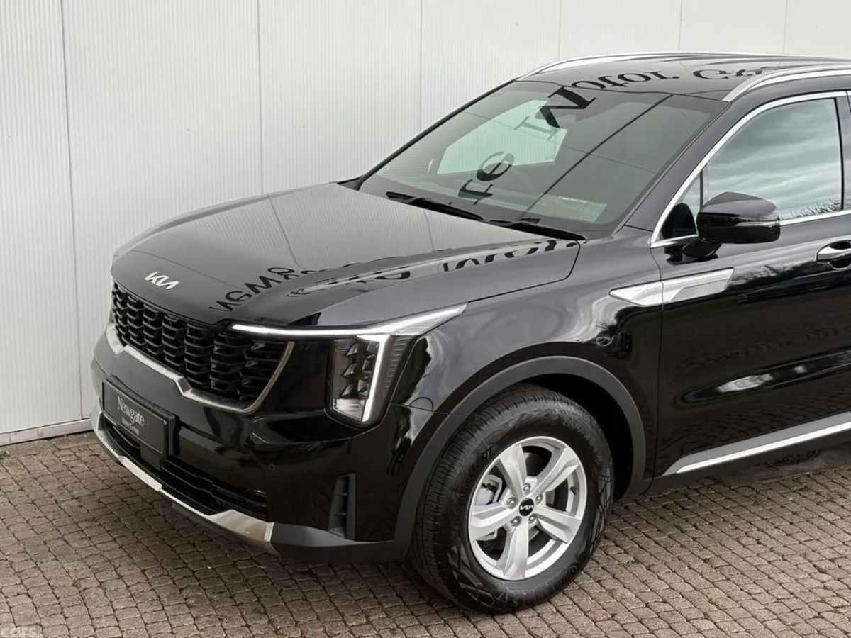 Kia Sorento Van, Diesel, 2027, Black