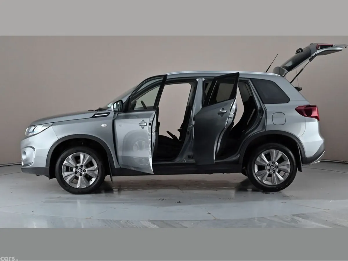 Suzuki Vitara SUV, Petrol, 2024, Grey