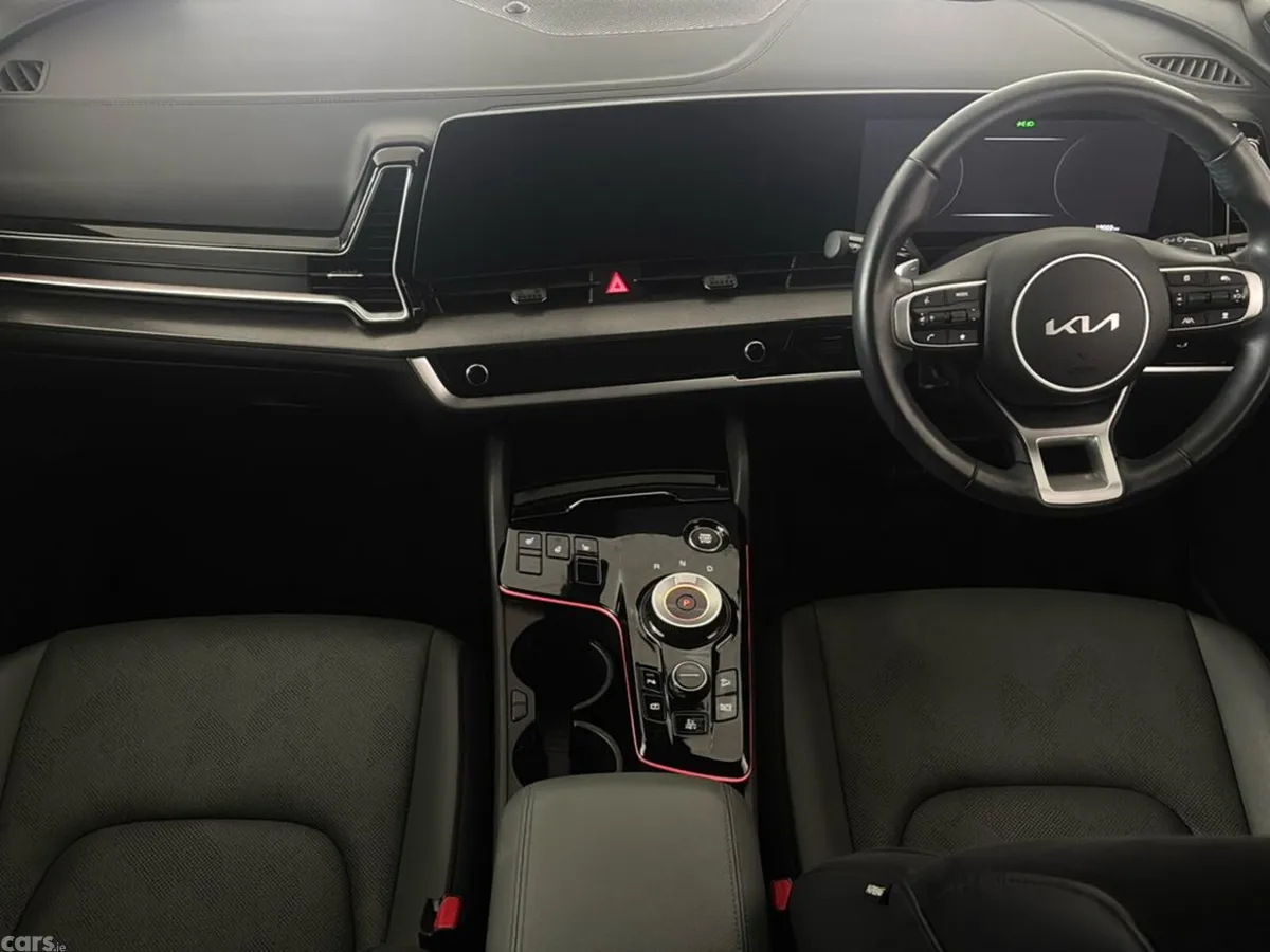 Kia Sportage MPV, Petrol Plug-in Hybrid, 2025, White