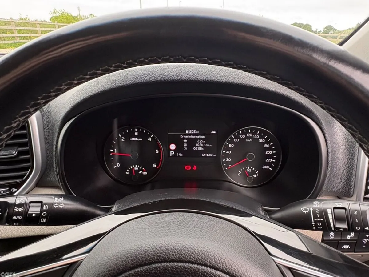 Kia Sportage SUV, Diesel Hybrid, 2021, Blue