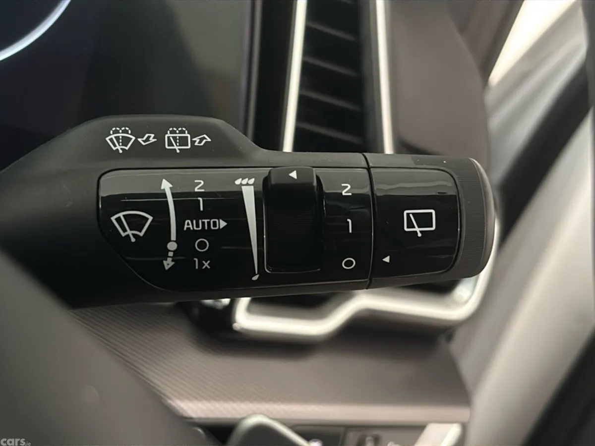 Kia Sportage MPV, Petrol Plug-in Hybrid, 2025, White