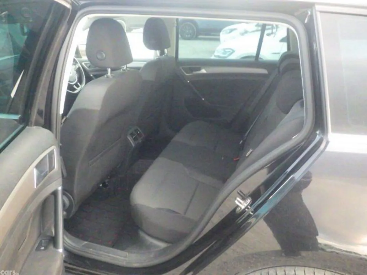 Volkswagen Golf Estate, Petrol, 2016, Black