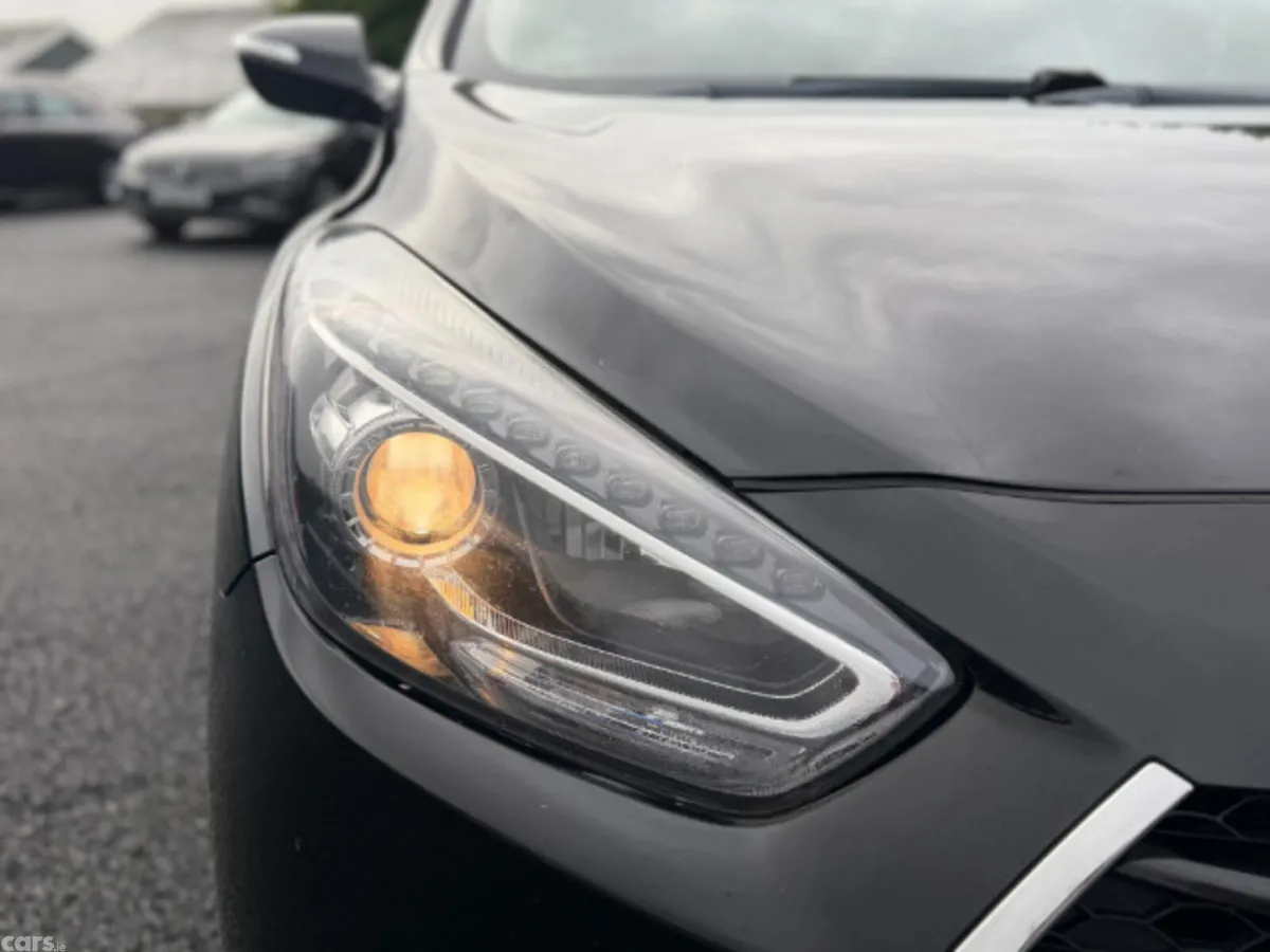 Hyundai i40 Saloon, Diesel, 2017, Black