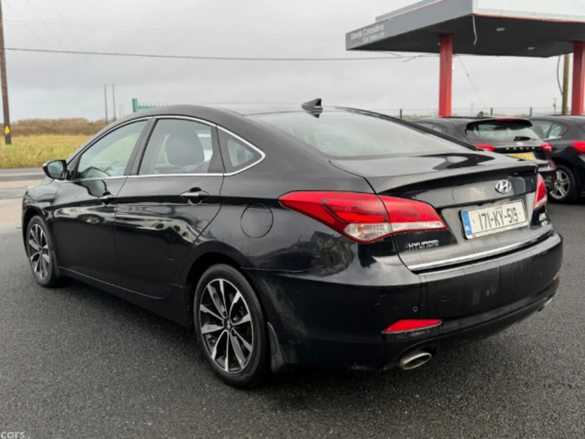 Hyundai i40 Saloon, Diesel, 2017, Black
