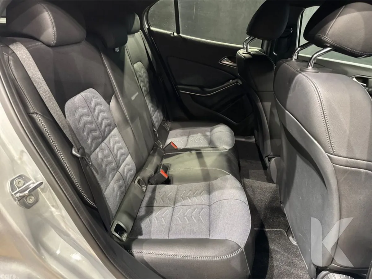 Mercedes-Benz GLA SUV, Petrol, 2019, Silver
