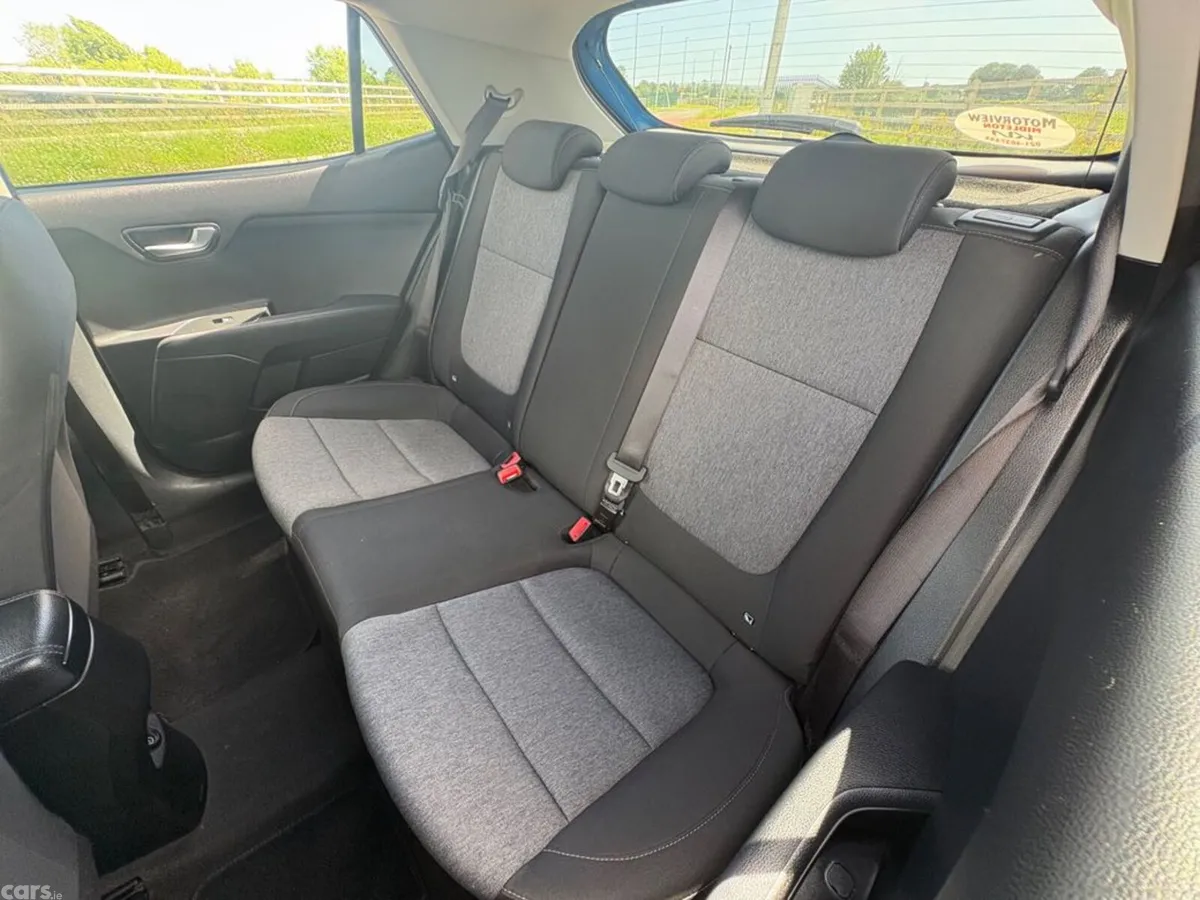 Kia Stonic Hatchback, Petrol, 2023, Blue