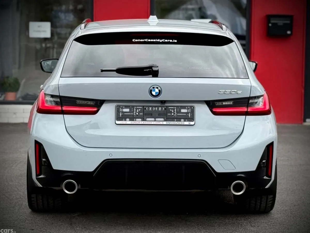 BMW 3-Series Estate, Petrol Hybrid, 2025, Grey