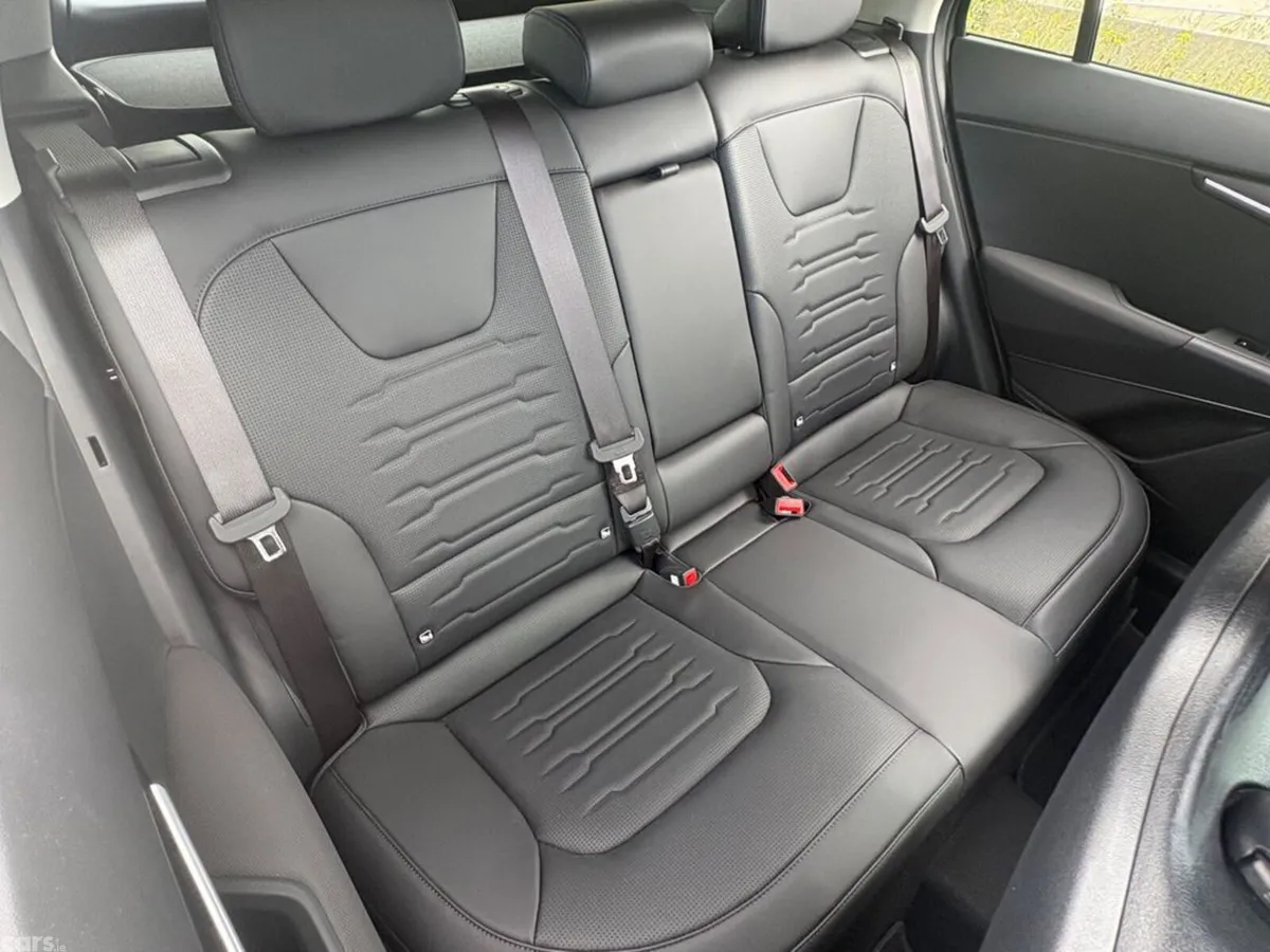 Kia Niro Hatchback, Petrol Plug-in Hybrid, 2026, Grey