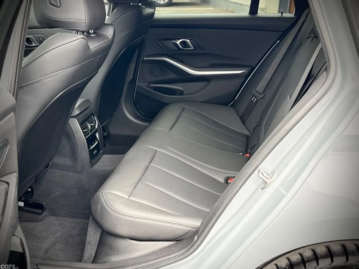 BMW 3-Series Estate, Petrol Hybrid, 2025, Grey