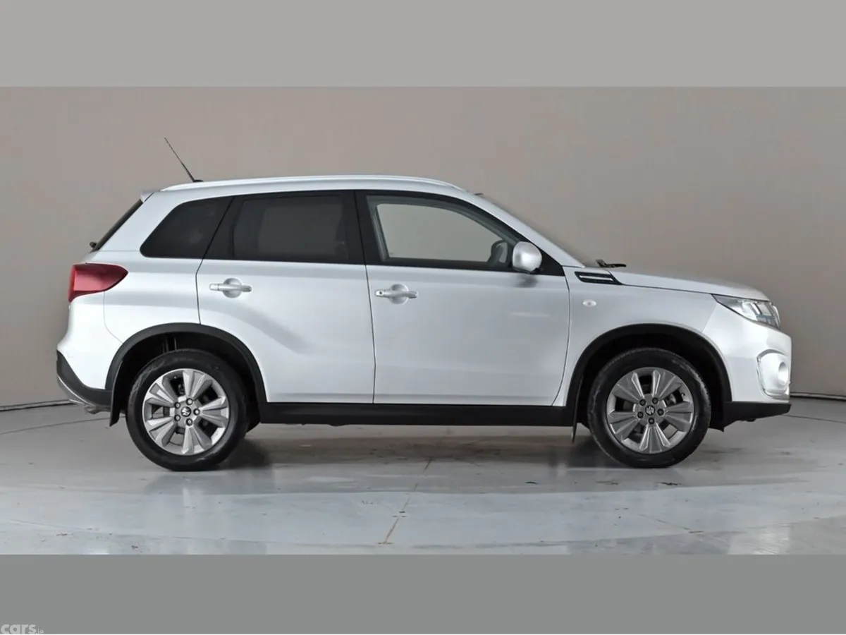 Suzuki Vitara SUV, Petrol, 2024, Grey