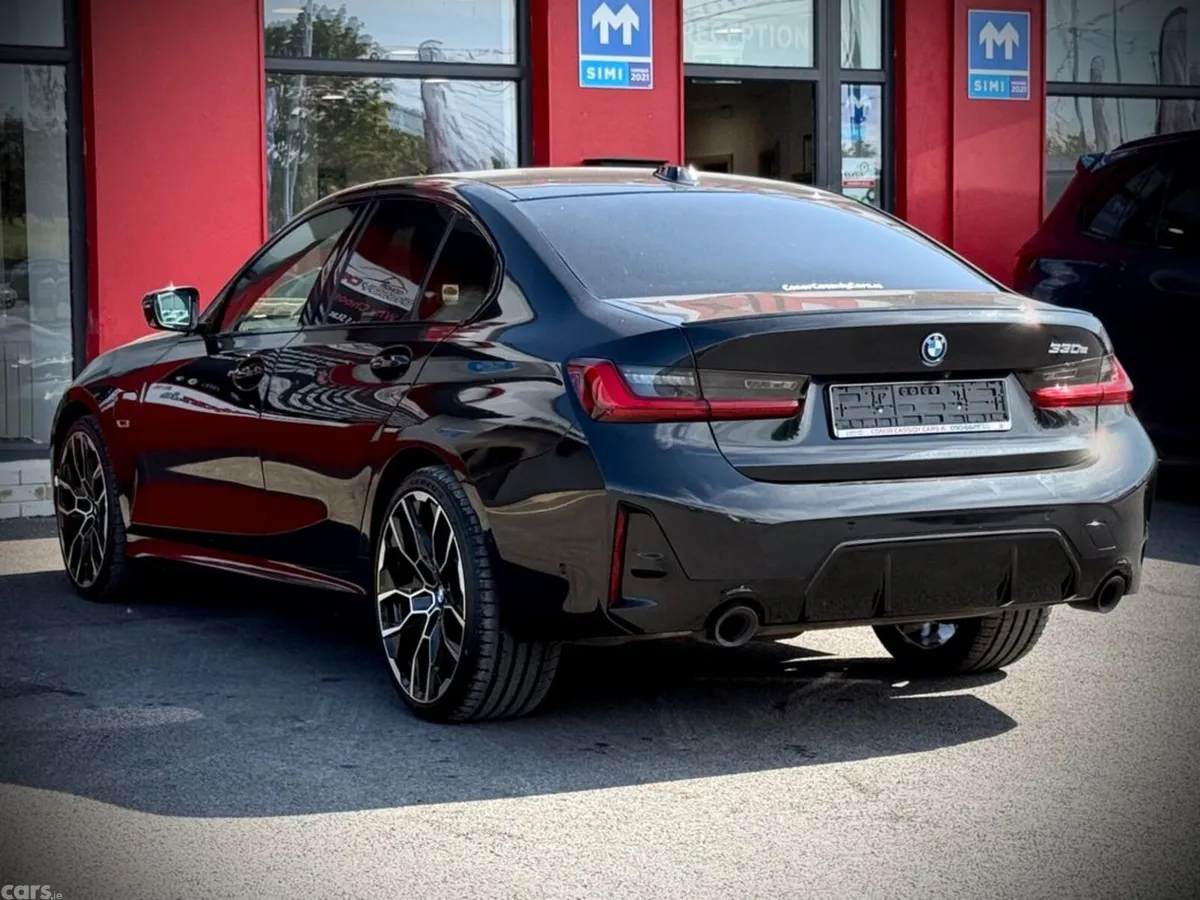 BMW 3-Series Saloon, Petrol Hybrid, 2023, Black