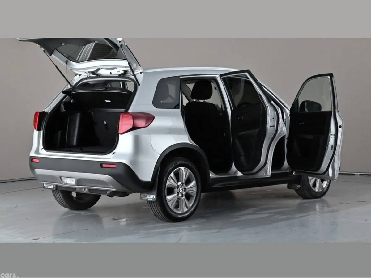 Suzuki Vitara SUV, Petrol, 2024, Grey
