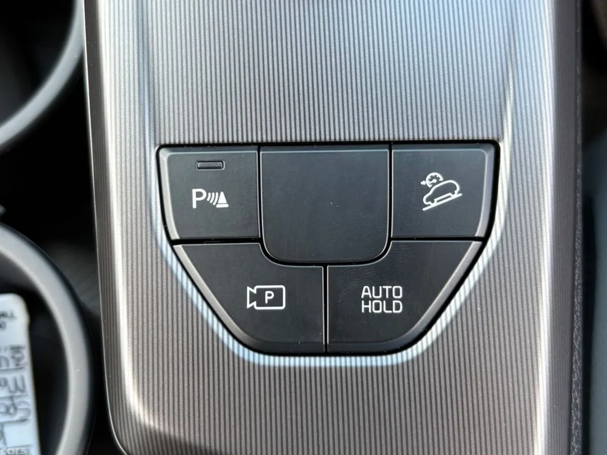 Kia Sportage SUV, Petrol Hybrid, 2027, Red