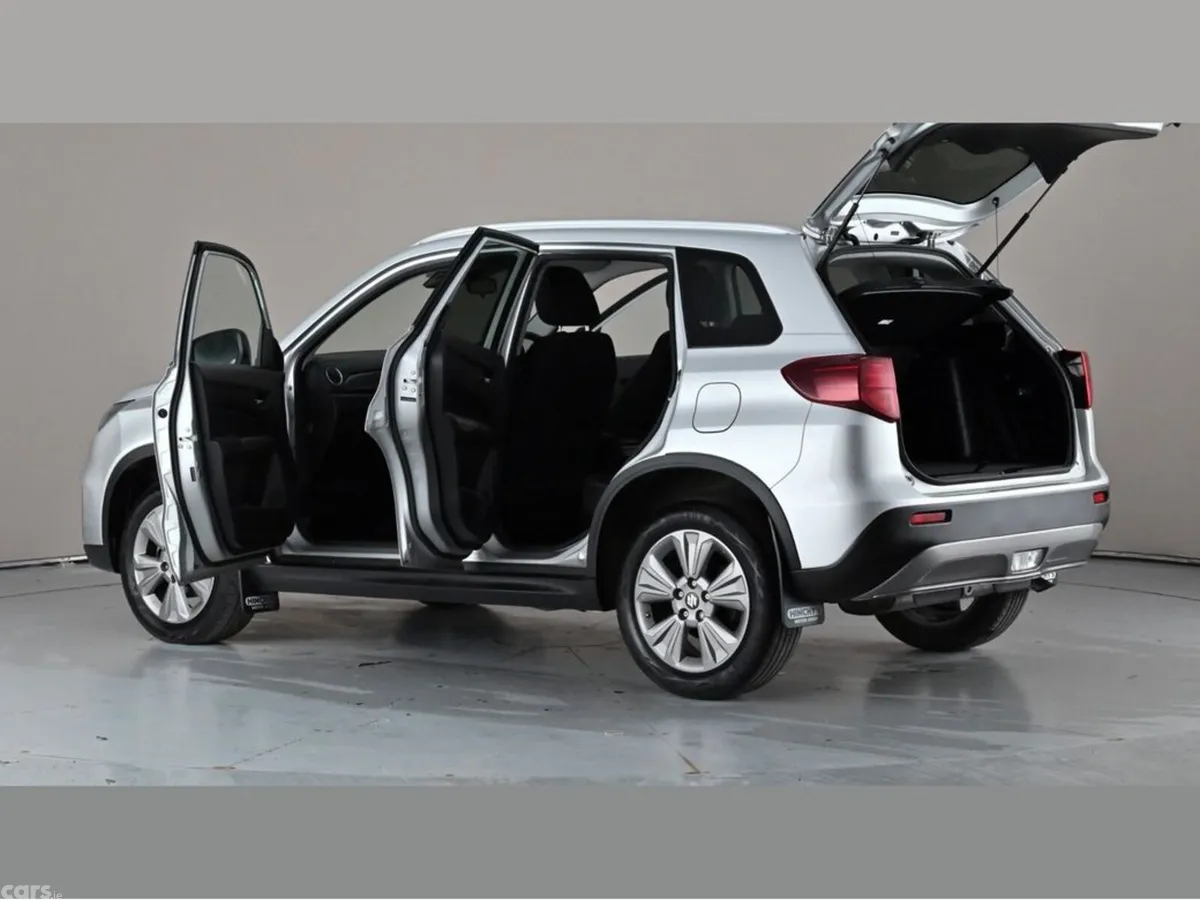 Suzuki Vitara SUV, Petrol, 2024, Grey