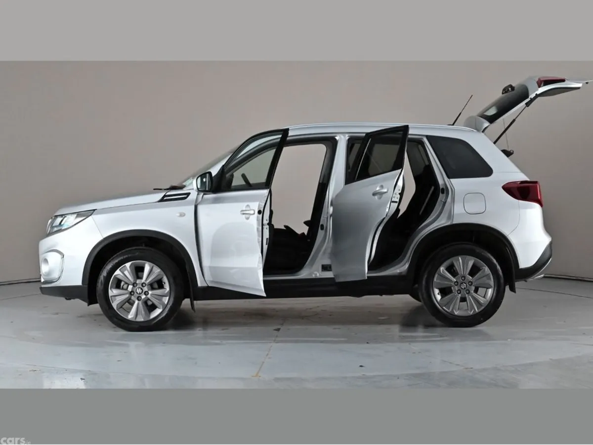 Suzuki Vitara SUV, Petrol, 2024, Grey