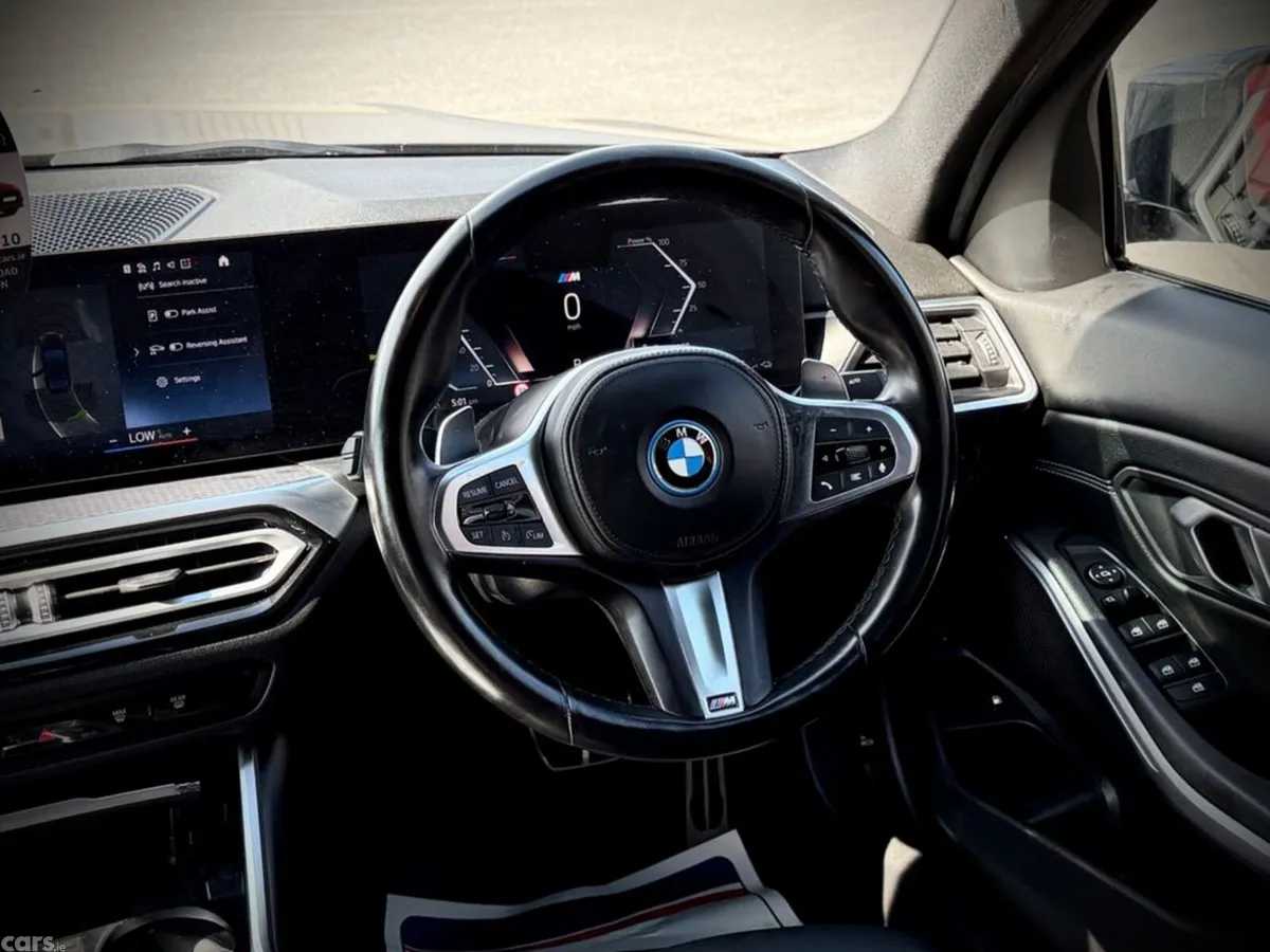 BMW 3-Series Saloon, Petrol Hybrid, 2023, Black