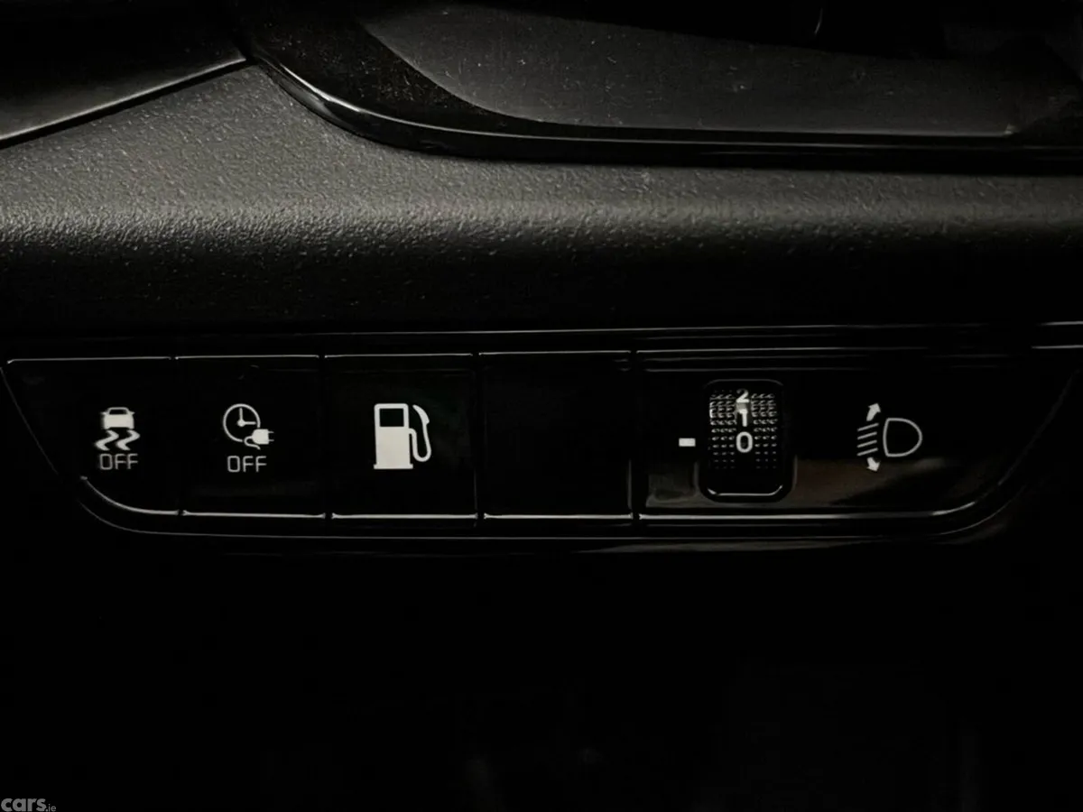 Kia Niro Hatchback, Petrol Plug-in Hybrid, 2023, Blue