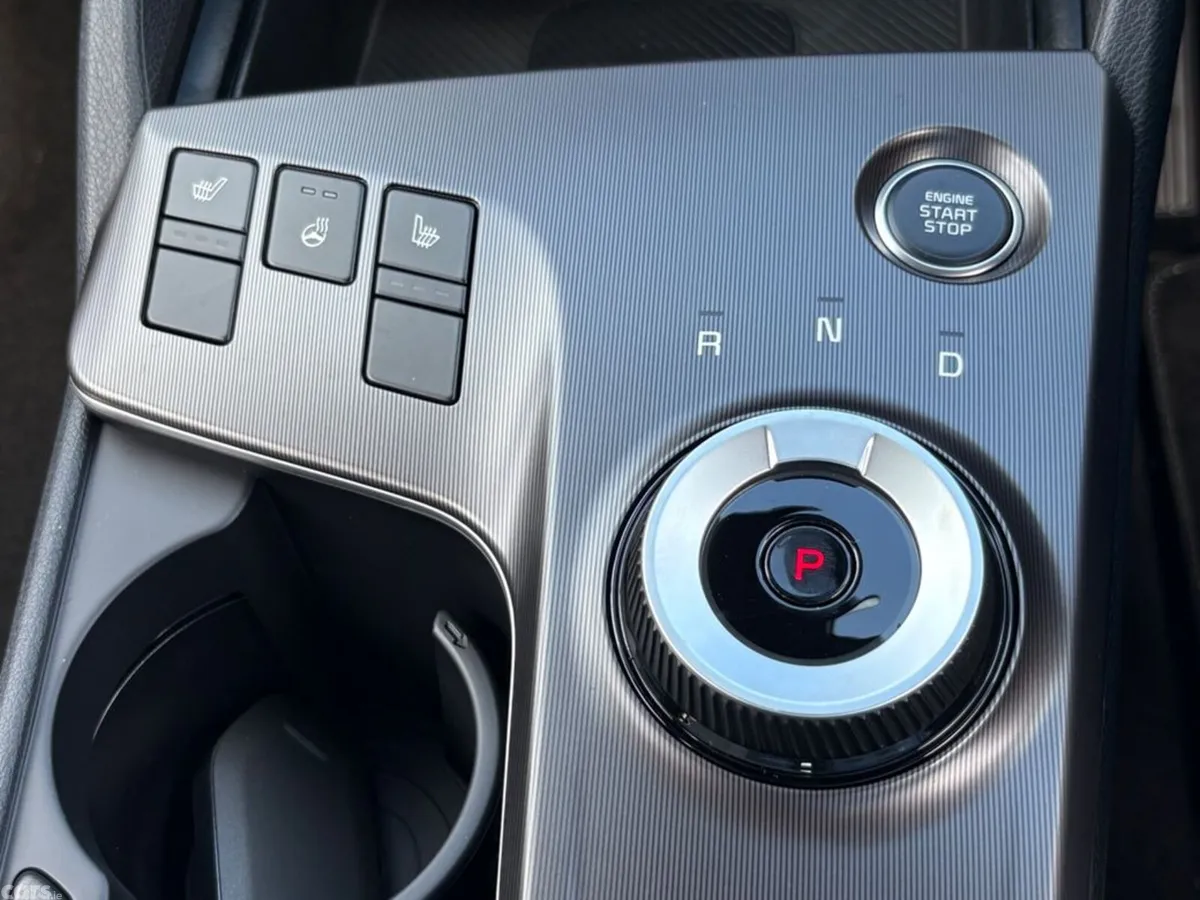 Kia Sportage SUV, Petrol Hybrid, 2027, Red