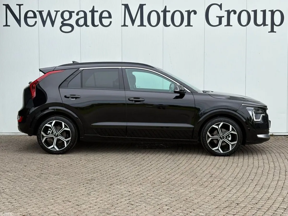 Kia Niro Hatchback, Petrol Plug-in Hybrid, 2026, Black