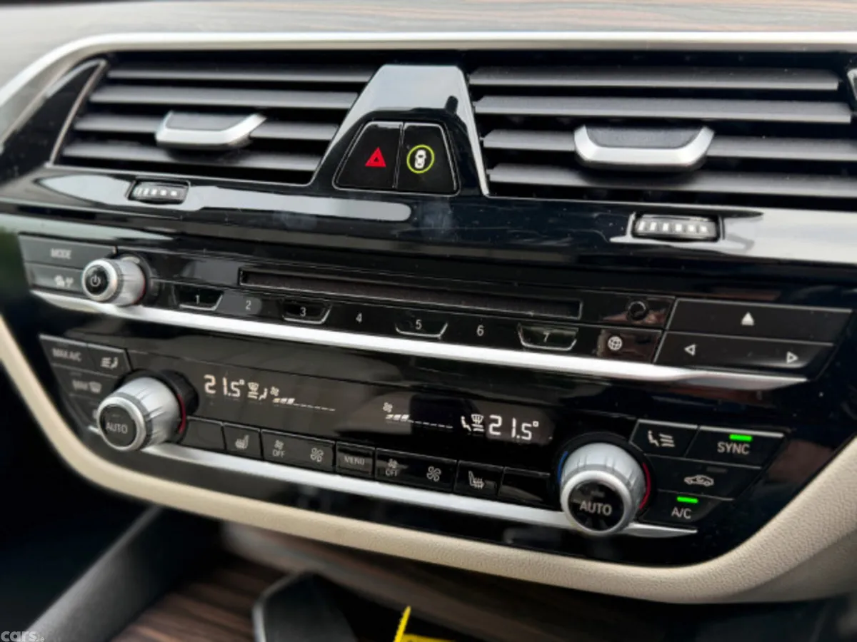 BMW 5-Series Saloon, Diesel, 2018, Blue