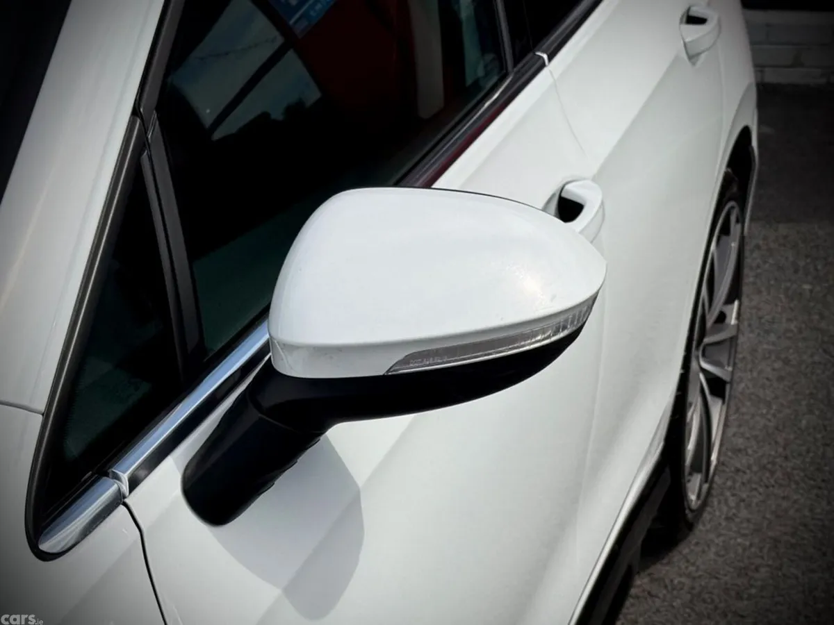 Volkswagen Golf Hatchback, Petrol, 2024, White